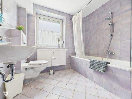 Wohnung 3 - Badezimmer