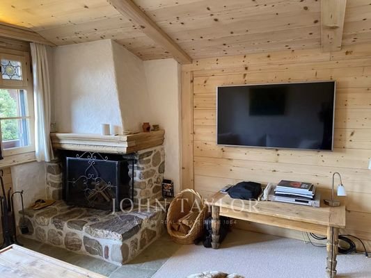 Living-room Carpet Fireplace