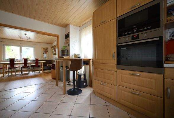 offene Küche mit Übergang zum Wohn-/ Esszimmer