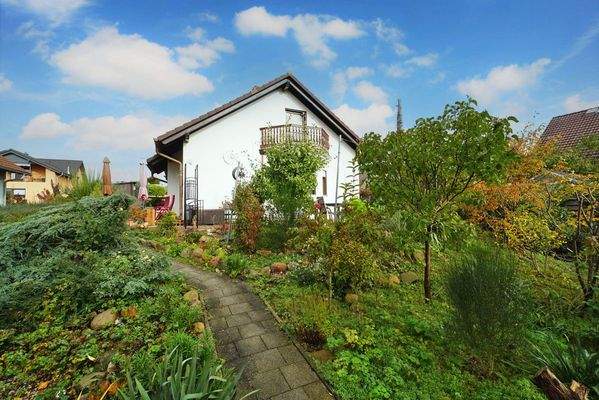 Haus und Gartenansicht