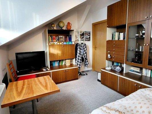 Wohn-/Schlafzimmer Einheit 1. OG