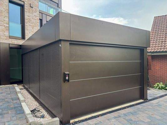 PKW-Aufzug zur Tiefgarage