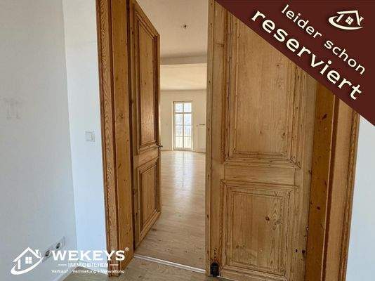 Blick von Zimmer 3 ins Wohnzimmer