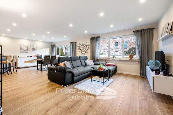 Wohn- und Esszimmer Wohnung 2