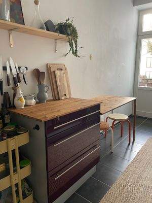 04c_Einbauküche der Vormieter.JPG