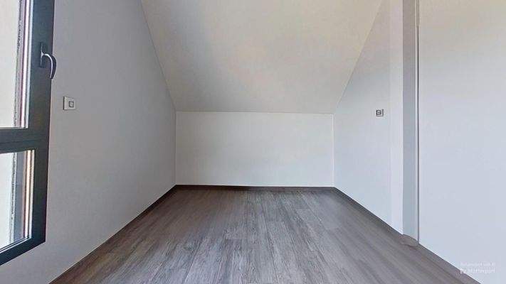 WAHLBACH--Living-Room-Defurnished 3.jpg