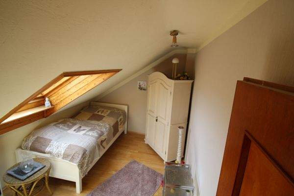 1.Gästezimmer im DG.JPG