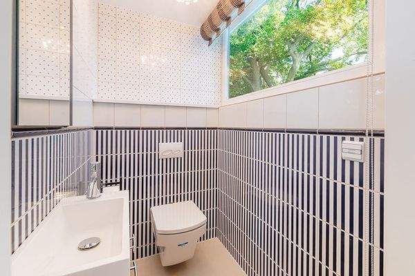 Gäste-WC im Dachterrassengeschoss