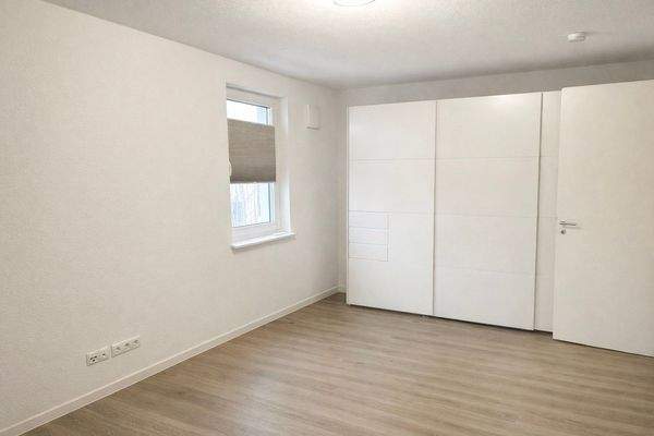 Schlafzimmer mit Tageslicht