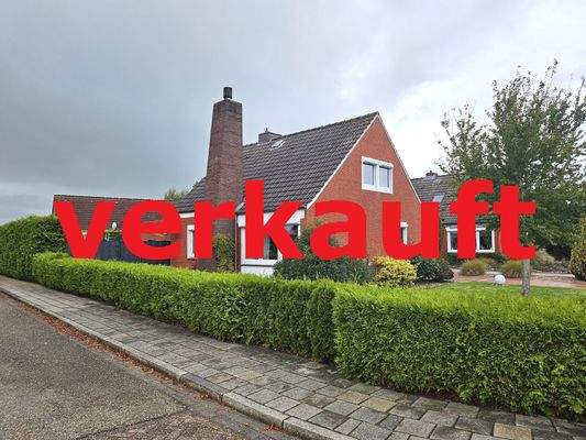 V - Straßenansicht.jpg