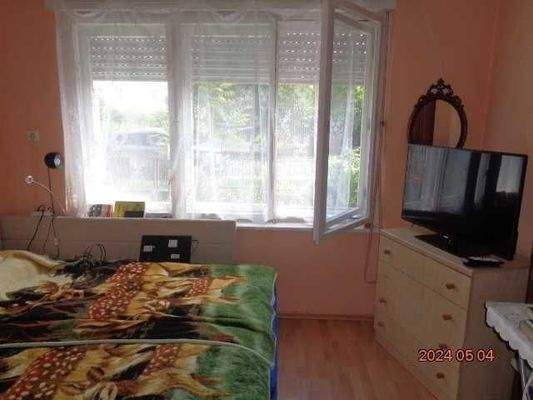 1.Wohneinheit Wohnzimmer(jetzt Schlafzimmer)