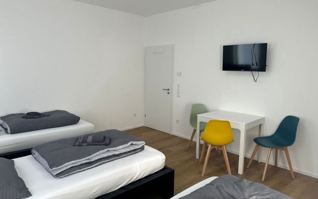 WG Zimmer Stuttgart Obertürkheim Zimmer 1 bei urbanbnb 3.jpeg