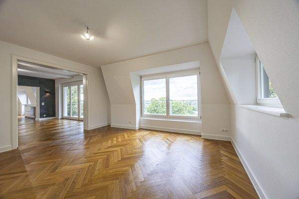 2.Wohnzimmer-oder-Lesezimmer