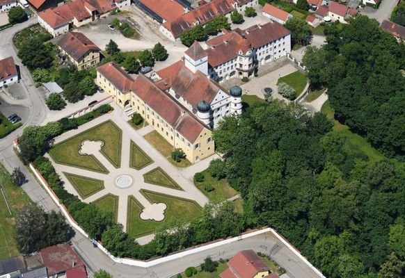 Nachbar Schloss Alteglofsheim