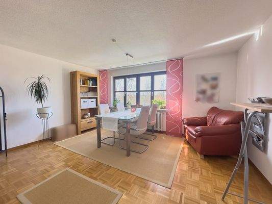 Wohn-/Essbereich von Küche