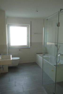 Whg. 6 Tageslicht-Bad