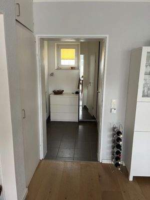 Eingang/Flur/Gäste-WC