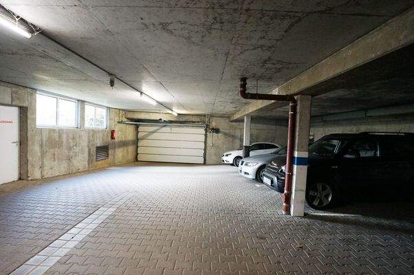 18_Ansicht Ein- Ausfahrt TG-Garage