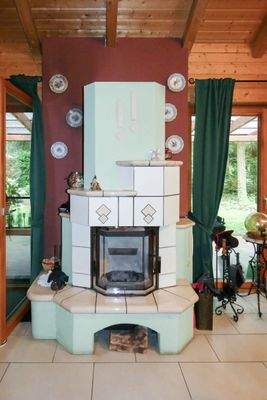 herrlichem Kachelofen von Hark