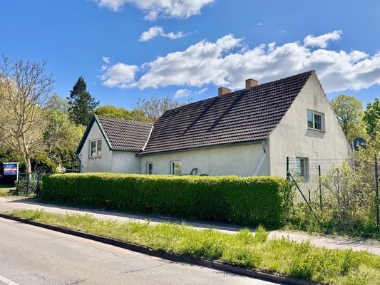 Hausansicht Straßenseite