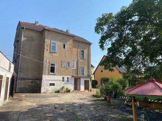 Rückwärtige Ansicht