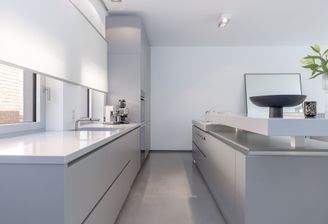 Luxuriöse Ausstattung der Küche