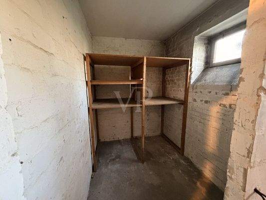 Geräumiger Kellerraum