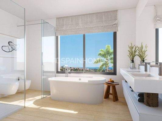 Marbella Townhouses in 5-Star Complex with Privileged Facilities