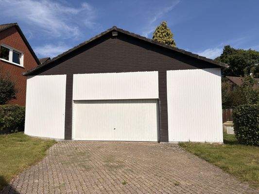 Ansicht Garage/ Halle