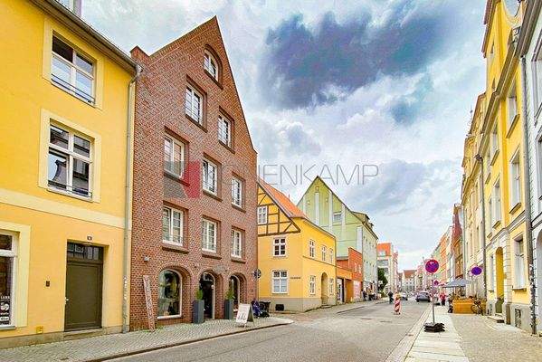 Haus mit Straßenzug