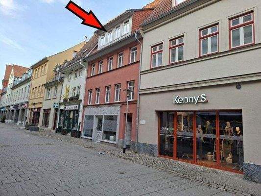 Vorderansicht von rechts