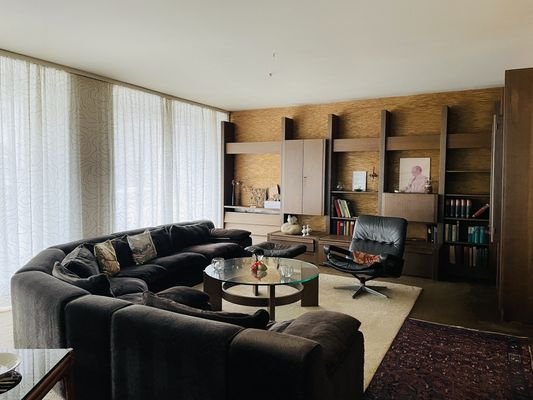 Wohn- und Esszimmer 