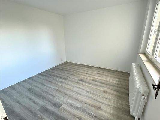 20230327_133055000_iOS