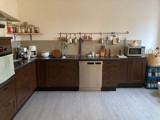 Wohnung rechts - Einbauküche