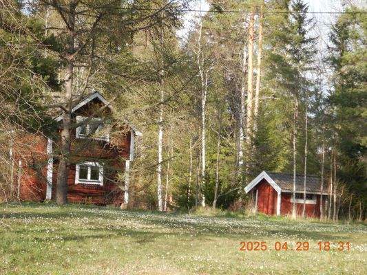 Gästehaus mit Waschhaus