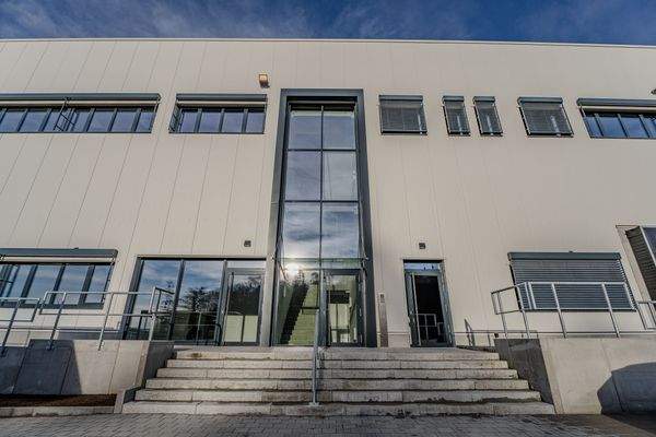 Modernes Bürogebäude