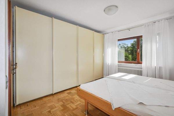 Schlafzimmer EG