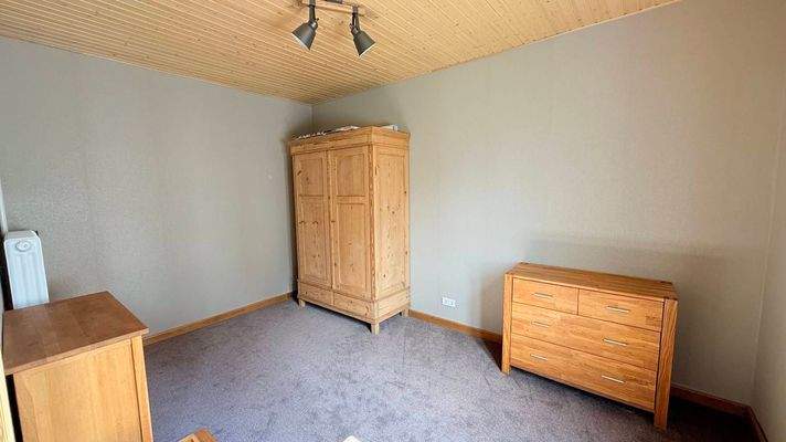 begehbarer Kleiderschrank EG