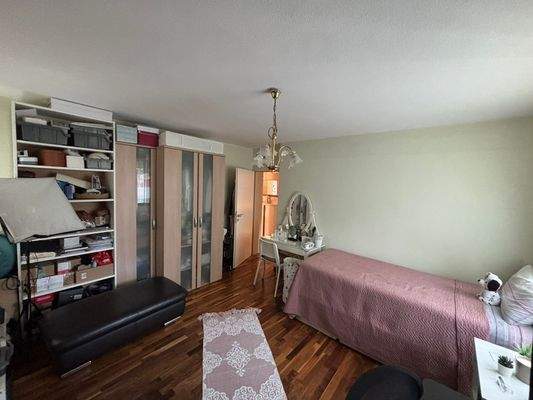 Kinderzimmer 2 B1.jpg