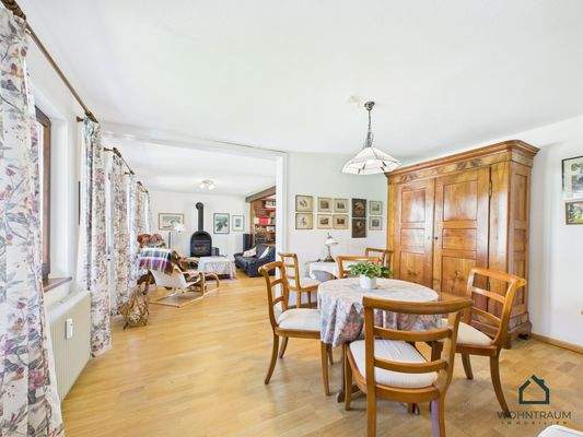 Wohn- und Esszimmer OG Whg.