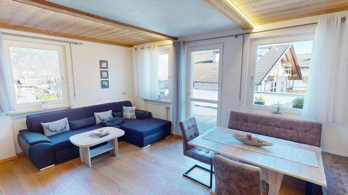 Attraktive 2-Zimmer-Wohnung in Morter bei Latsch, Südtirol – ideal als Zweitwohnsitz oder Investition, mit Terrasse, Balkon und Stellplatz – Appartamento bilocale a Morter vicino Laces, Alto Adige, ideale come seconda casa o investimento, con terrazza, ba