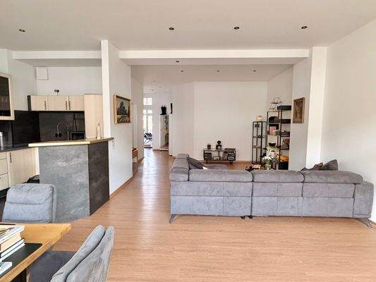 offener Wohn- Essbereich