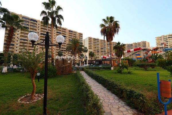 Flat in Liparis 5 Project near the Sea in Mersin Turkey