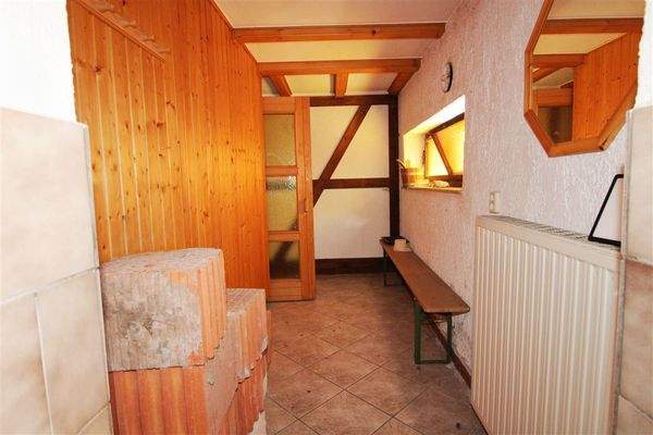 Im EG des Nebengebäude