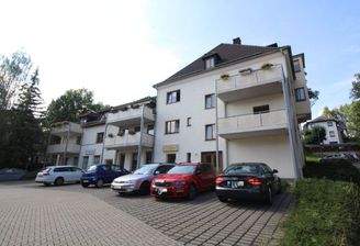 2402350_Emil-Junghannß-Str. 10.JPG