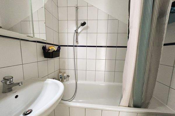 neutral in weiß gehalten