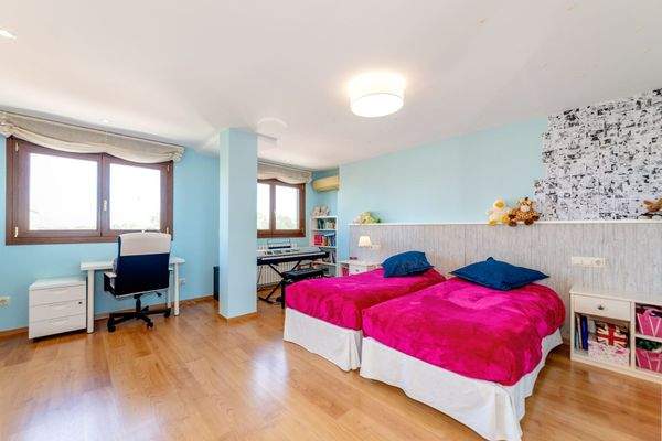 Eines von 5 Schlafzimmern