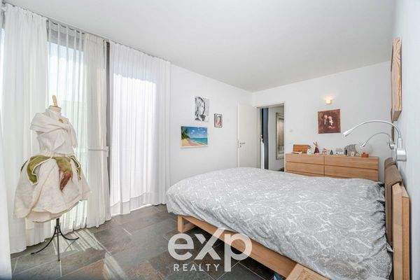 Schlafzimmer mit Ankleide