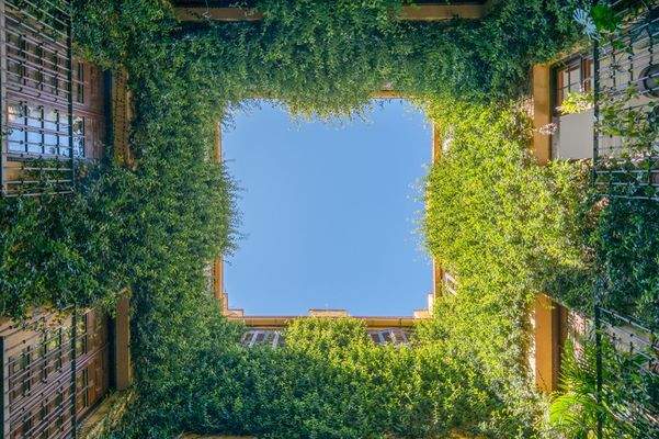 Majestätischer Innenhof