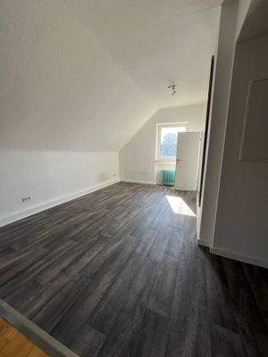 Bereich vor Sanitär Herren.jpg